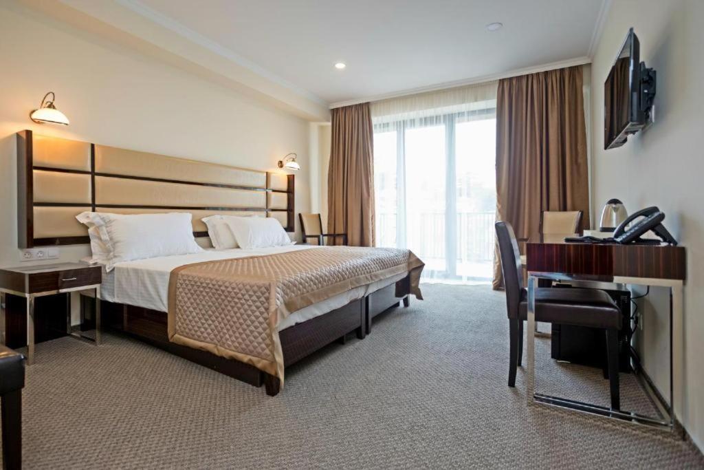 Hotel Genio Τυφλίδα Εξωτερικό φωτογραφία