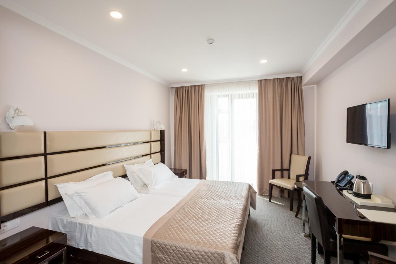 Hotel Genio Τυφλίδα Εξωτερικό φωτογραφία